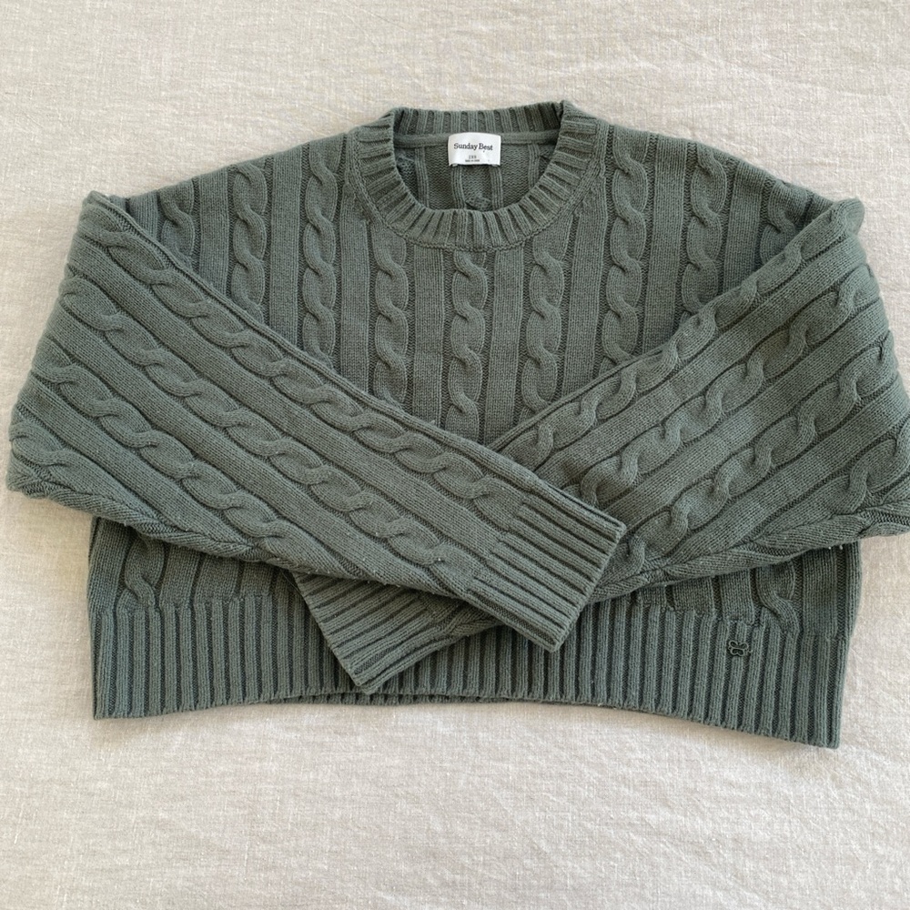 Green Aritzia Sunday Best Sweater xxs